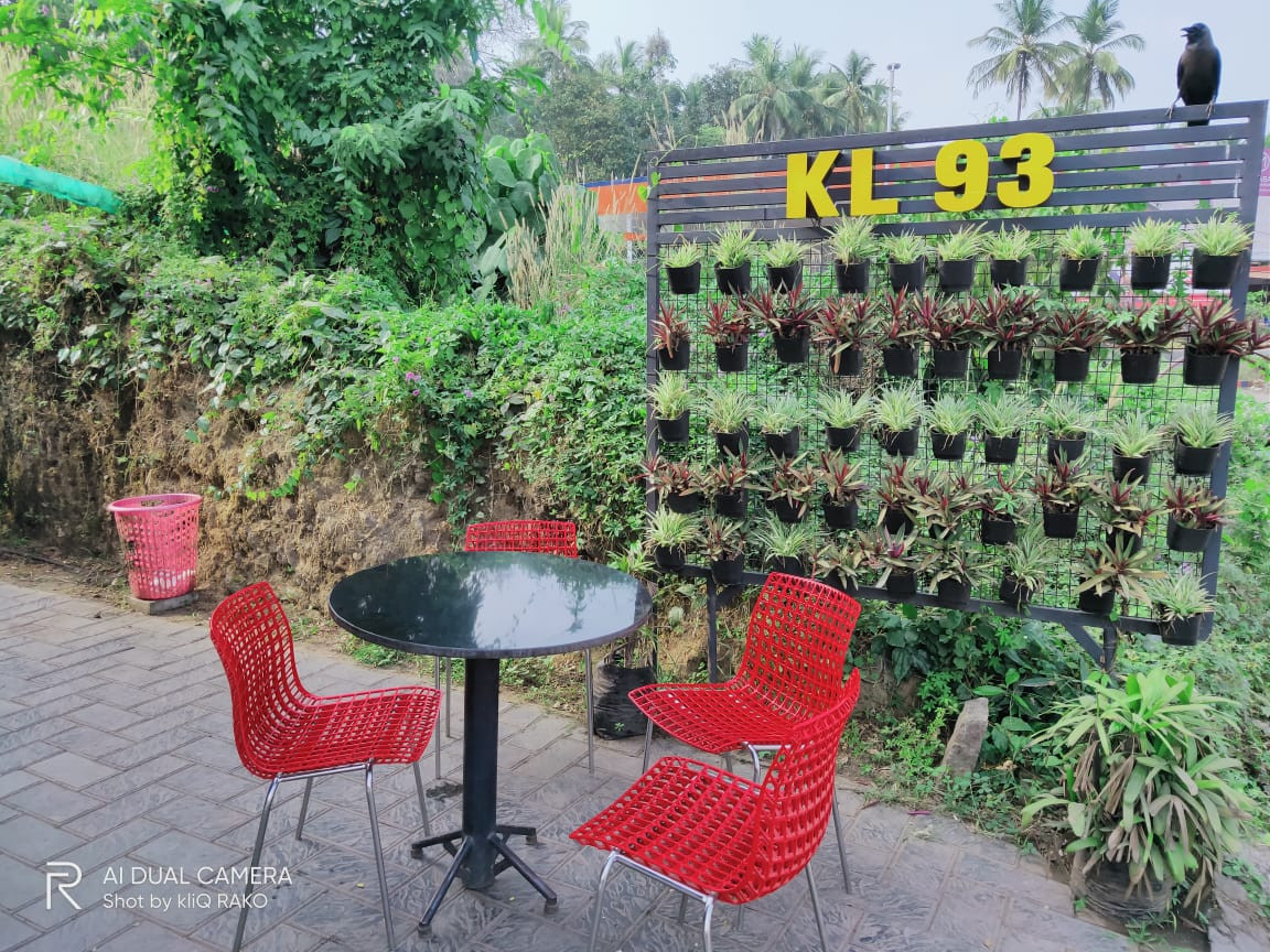 KL93 JUICE PARLOUR